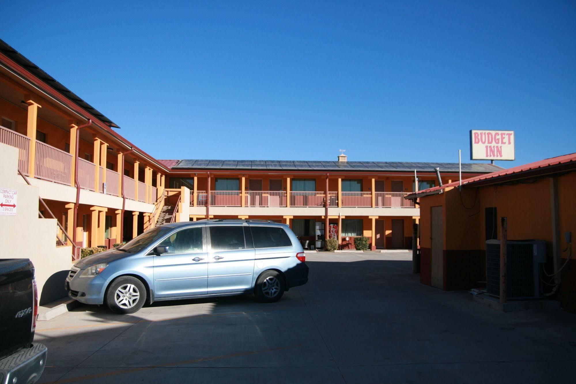 Budget Inn أرتيشيا المظهر الخارجي الصورة