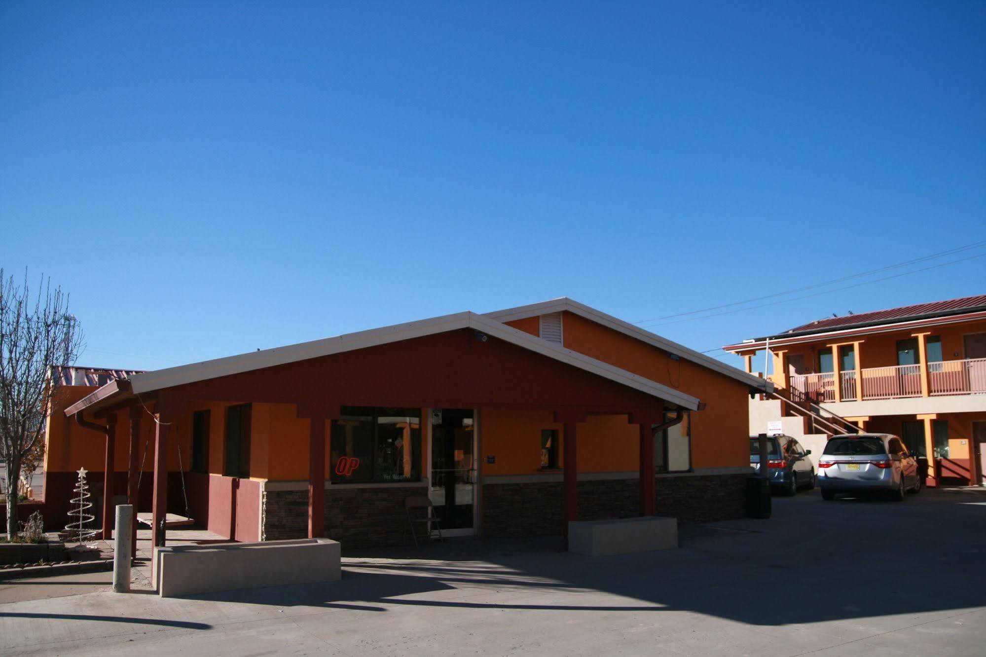 Budget Inn أرتيشيا المظهر الخارجي الصورة